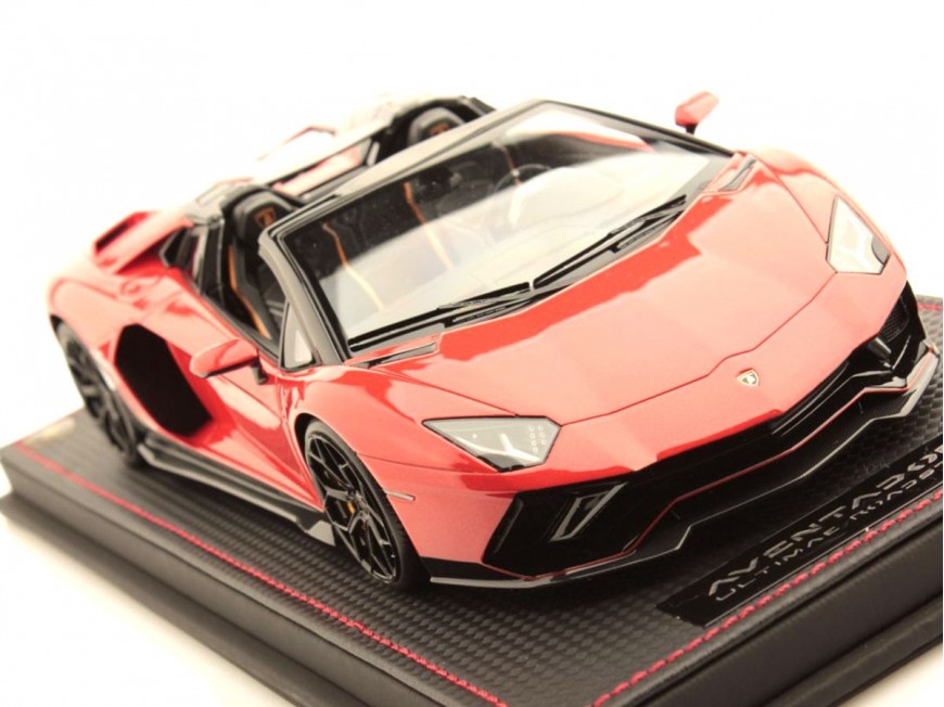 Lamborghini Aventador LP 780-4 Ultimae Roadster MR Collection 1/18 LAMBO051C Orange Xanthus avec pack carbone avec vitrine
