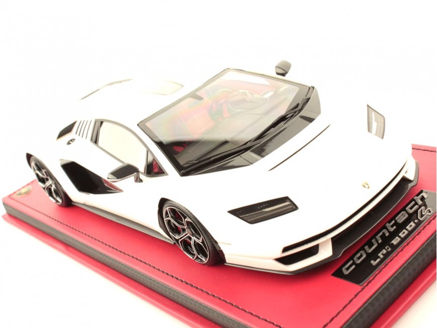 Lamborghini Countach LPI 800-4 MR Collection 1/18 LAMBO052A Blanc Sidéral avec vitrine