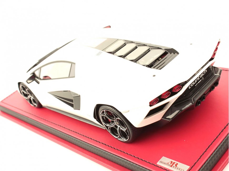 Lamborghini Countach LPI 800-4 MR Collection 1/18 LAMBO052A Blanc Sidéral avec vitrine