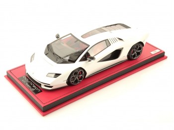 Lamborghini Countach LPI 800-4 MR Collection 1/18 LAMBO052A Blanc Sidéral avec vitrine