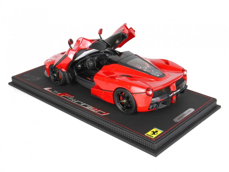 Ferrari LaFerrari BBR Models 1/18 BBR182221-7DIE Rosso Corsa 322 con vetrina