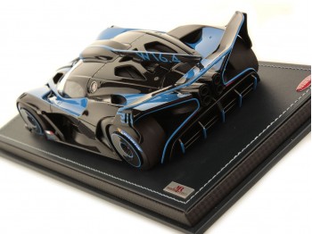 Bugatti Bolide MR Collection 1/18 BUG014 avec vitrine
