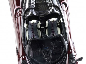 Pagani Huayra Roadster BC BBR Models 1/43 BBRC226C Fibre de Carbone Rouge Foncé et Noire