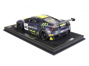 Ferrari 488 GT3 Valentino Rossi Team Kessel BBR Models 1/18 P18208VR Jaune Fluo et Bleu Mat avec vitrine