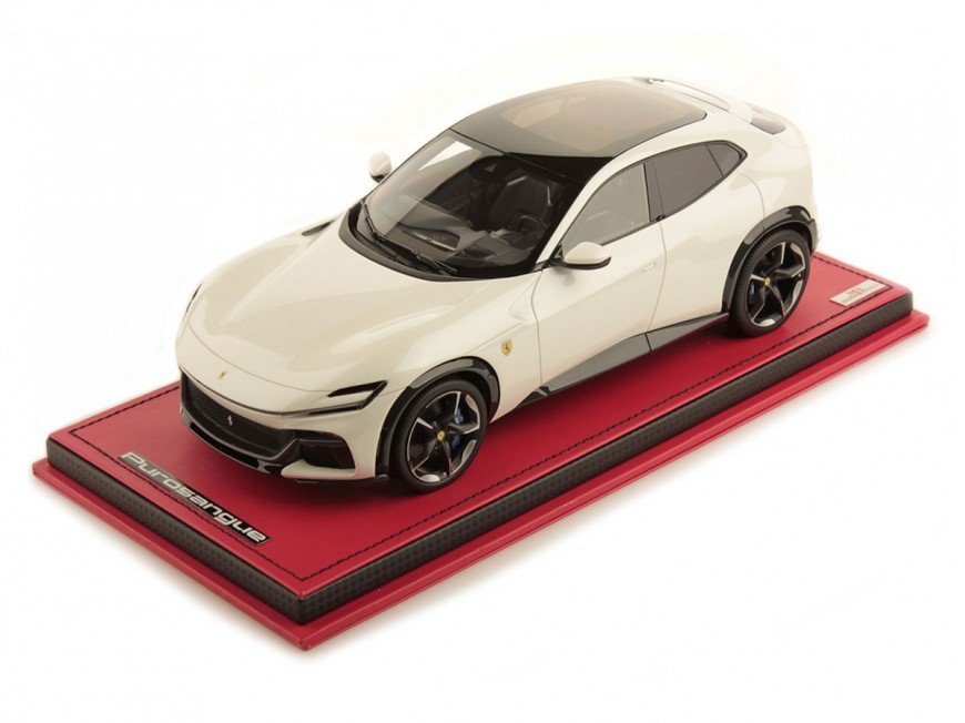 Ferrari Purosangue MR Collection 1/18 FE038C Bianco Italia Metallizzato con vetrina