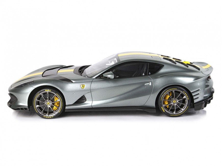 Ferrari 812 Competizione BBR Models 1/12 BBR1215A Grigio Coburn Metallizzato con vetrina