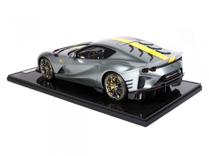 Ferrari 812 Competizione BBR Models 1/12 BBR1215A Gris Coburn Métallisé avec vitrine 2