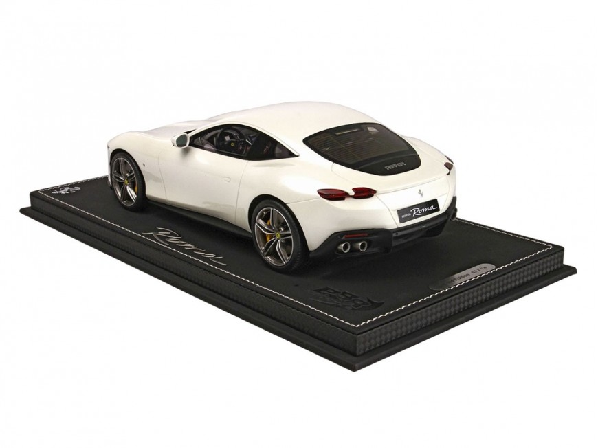 Ferrari Roma BBR Models 1/18 P18185M Bianco Italia Metallizzato con vetrina