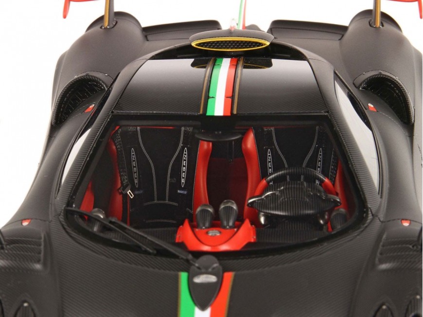 Pagani Imola BBR Models 1/18 P18192B Fibre de Carbone avec vitrine