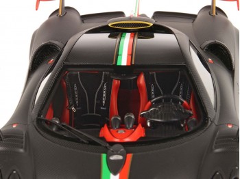 Pagani Imola BBR Models 1/18 P18192B Fibre de Carbone avec vitrine