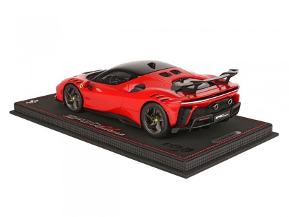 Ferrari SF90 XX Stradale BBR Models 1/18 P18188I Rosso Corsa 322 con vetrina 2