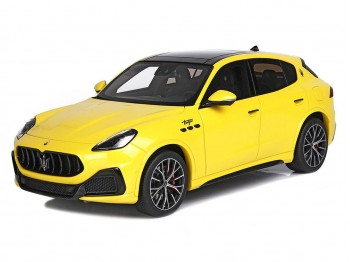 Maserati Grecale Trofeo BBR Models 1/18 P18220A Giallo Modenese Tristrato Metallizzato con vetrina