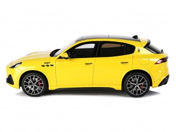 Maserati Grecale Trofeo BBR Models 1/18 P18220A Giallo Modenese Tristrato Metallizzato con vetrina