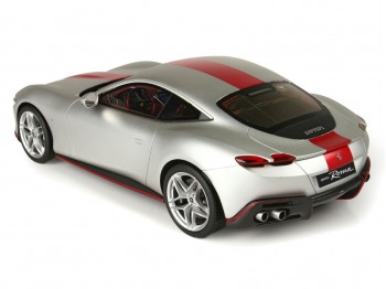 Ferrari Roma BBR Models 1/18 P18185CHI 30° Anniversario Argento Opaco Sanusilver con vetrina