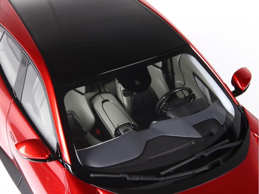 Ferrari Purosangue BBR Models 1/18 P18219I Rouge Magma Métallisé avec vitrine