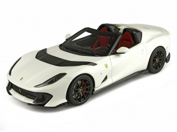 Ferrari 812 Competizione A BBR Models 1/18 P18209E1 Bianco Avus con vetrina