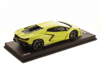 Lamborghini Revuelto MR Collection 1/18 LAMBO058SE2 Viola Bast con vetrina