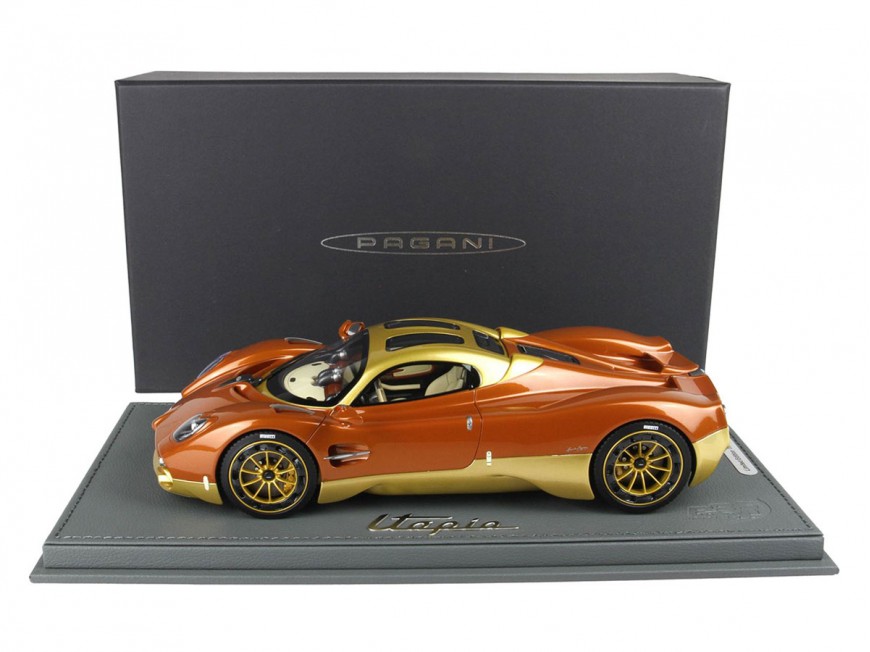 Pagani Utopia BBR Models 1/18 P18223D Bronzo Metallizzato con vetrina