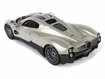 Pagani Utopia BBR Models 1/18 P18223B Grigio Rinascimento Metallizzato con vetrina