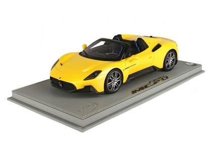 Maserati MC20 Cielo BBR Models 1/18 P18222C Giallo Genio Metallizzato con vetrina