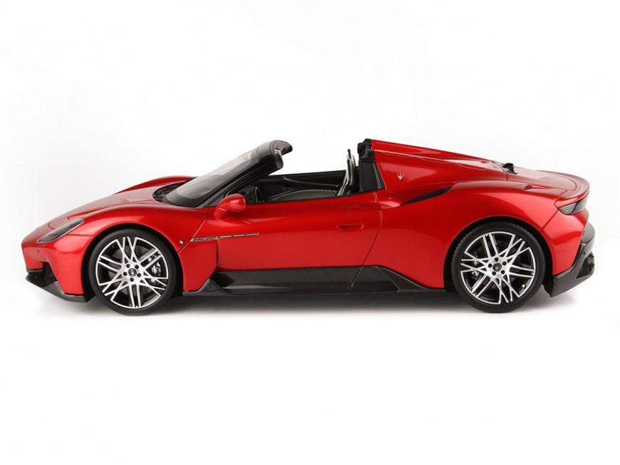 Maserati MC20 Cielo BBR Models 1/18 P18222B Rosso Vincente Metallizzato con vetrina