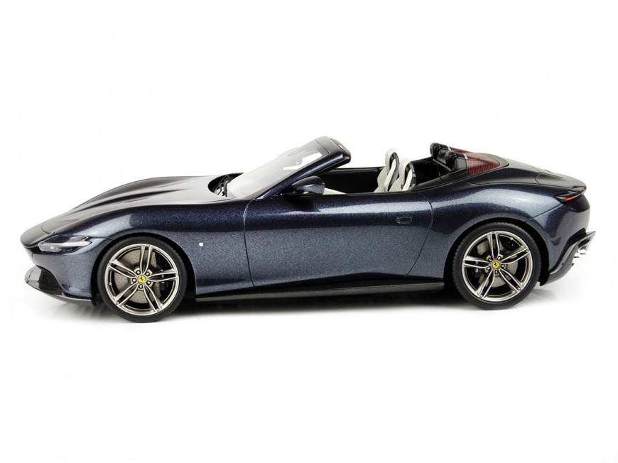 Ferrari Roma Spider BBR Models 1/18 P18230D Metallic Rome Blu with display case