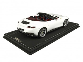 Ferrari Roma Spider BBR Models 1/18 P18230C Bianco Cervino Metallizzato con vetrina