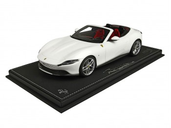 Ferrari Roma Spider BBR Models 1/18 P18230C Cervin Blanc Métallisé avec vitrine