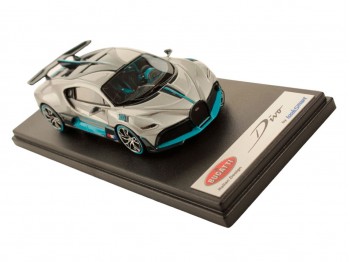 Bugatti Divo Looksmart 1/43 LS497F Argento