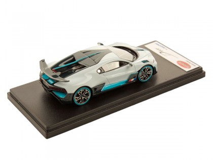 Bugatti Divo Looksmart 1/43 LS497B Bianco Quarzo 2