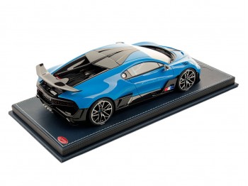 Bugatti Divo MR Collection 1/18 BUG09D Blu Francia Racing con vetrina