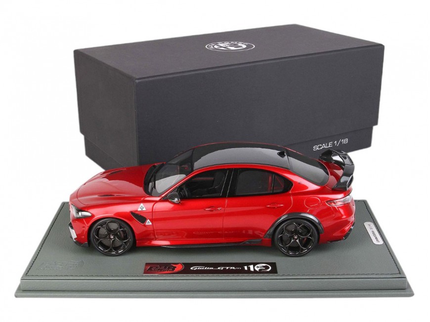 Alfa Romeo Giulia GTAm BBR Models 1/18 BBRC1852-21B Rouge GTA avec vitrine