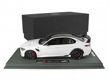 Alfa Romeo Giulia GTAm BBR Models 1/18 BBRC1852B-21 Bianco Trofeo con vetrina