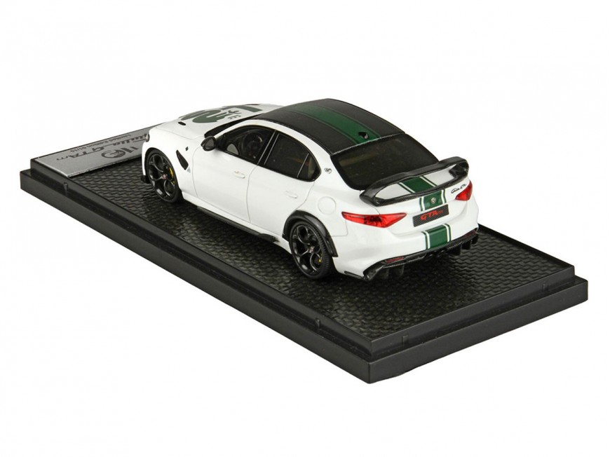 Alfa Romeo Giulia GTAm BBR Models 1/43 BBRC247B1A Blanc Trofeo