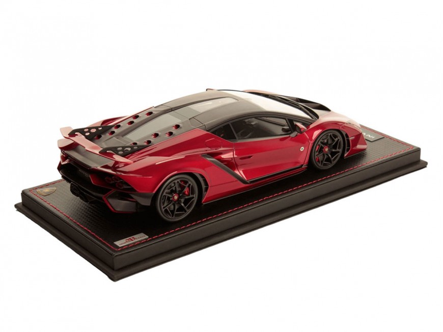 Lamborghini Invencible MR Collection 1/18 LAMBO059A Rosso Efesto con vetrina