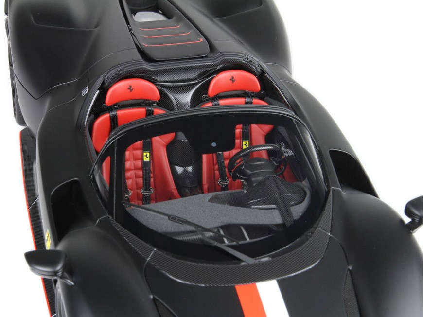Ferrari Daytona SP3 Icona Spider Charles Leclerc BBR Models 1/18 P18214CL Nero Opaco con vetrina