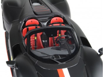 Ferrari Daytona SP3 Icona Spider Charles Leclerc BBR Models 1/18 P18214CL Nero Opaco con vetrina