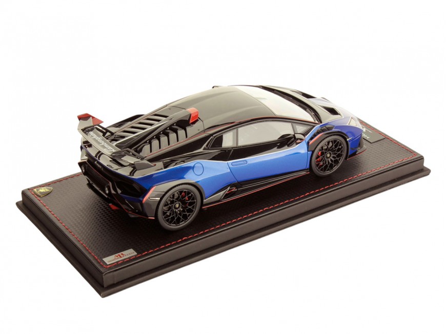 Lamborghini Huracàn STJ MR Collection 1/18 LAMBO063 Eliadi Bleu avec vitrine