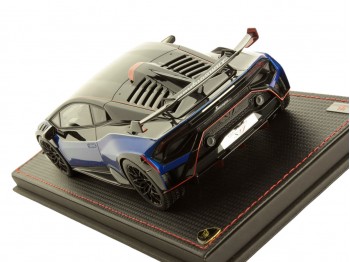 Lamborghini Huracàn STJ MR Collection 1/18 LAMBO063 Blu Eliadi con vetrina