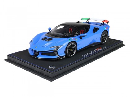 Ferrari SF90 XX Stradale BBR Models 1/18 P18237ITA Bleu Français avec vitrine