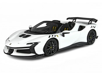Ferrari SF90 XX Spider BBR Models 1/18 P18238L1 Cervin Blanc avec vitrine