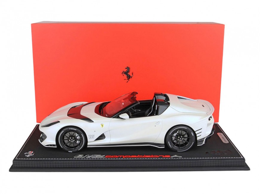 Ferrari 812 Competizione A Charles Leclerc BBR Models 1/18 P18209CL Bianco Onda Marina Opaco con vetrina