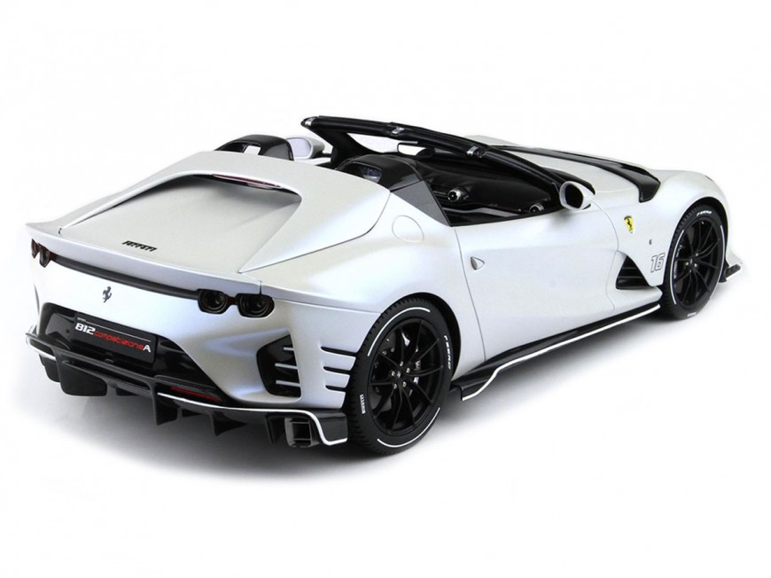 Ferrari 812 Competizione A Charles Leclerc BBR Models 1/18 P18209CL Bianco Onda Marina Opaco con vetrina