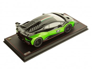Lamborghini Huracàn STO SC 10° Anniversario MR Collection 1/18 LAMBO044SC Verde Mantis e Nero Noctis con vetrina