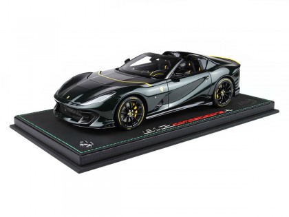 Ferrari 812 Competizione A BBR Models 1/18 P18209O Verde Zeltweg Metallizzato con vetrina