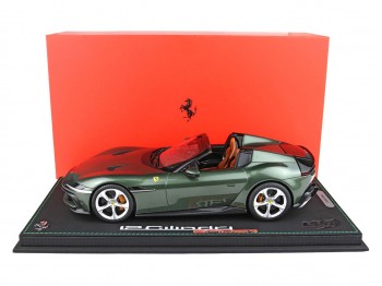 Ferrari 12Cilindri Spider BBR Models 1/18 P18251E Vert Toscan Métallisé avec vitrine