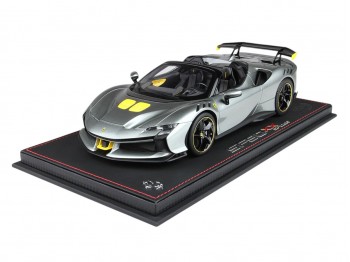 Ferrari SF90 XX Spider BBR Models 1/18 P18238E Gris de Compétition Métallisé avec vitrine
