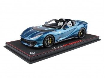 Ferrari 812 Competizione A BBR Models 1/18 P18209R Blu Capri Metallizzato con vetrina