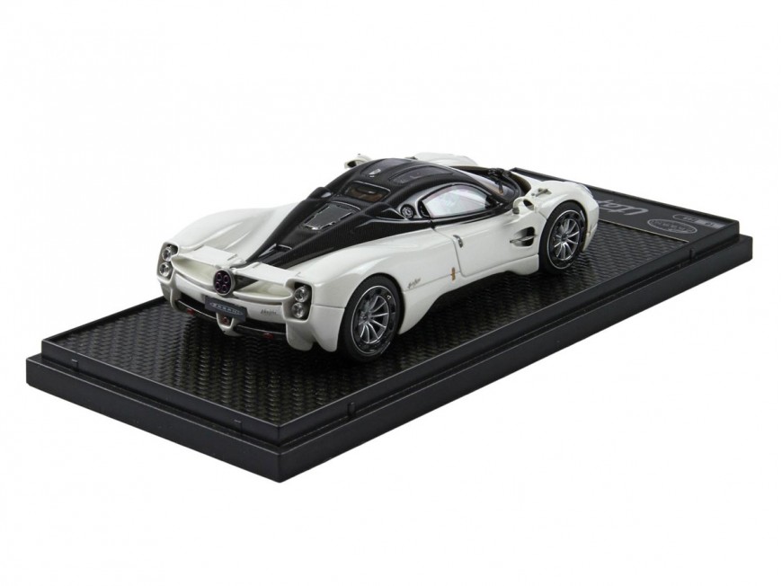 Pagani Utopia BBR Models 1/43...