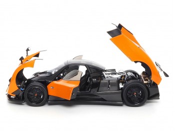 Pagani Zonda F die-cast ouvrable BBR Models 1/18 850409021DIE Orange de Saint Tropez avec vitrine